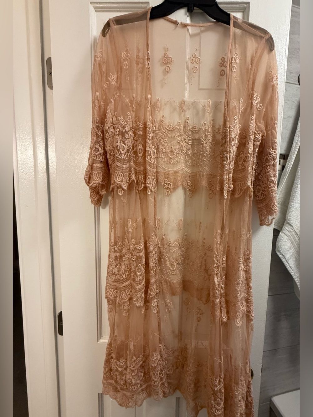 Fun American Eagle Sheer Embroidered Long Cardi in Blush, Scalloped Hems, Sz M